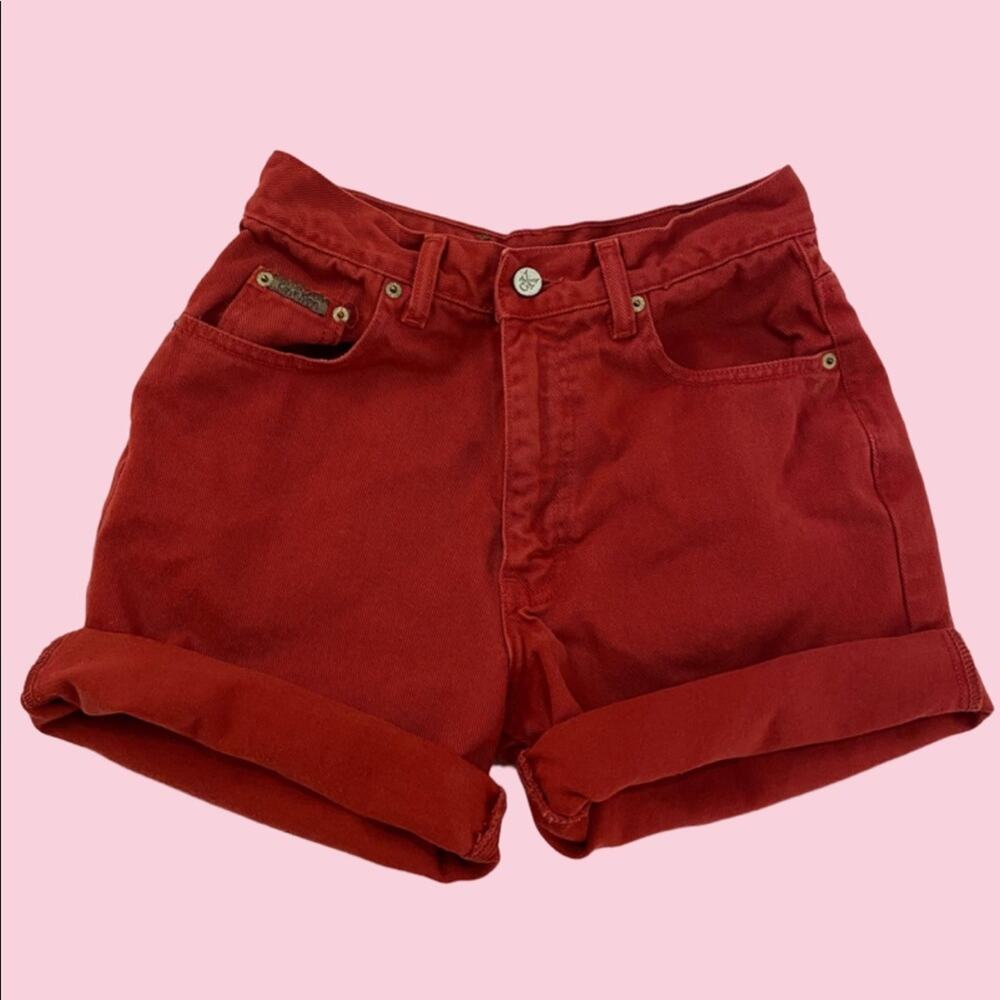 Calvin Klein High Rise Mom shorts